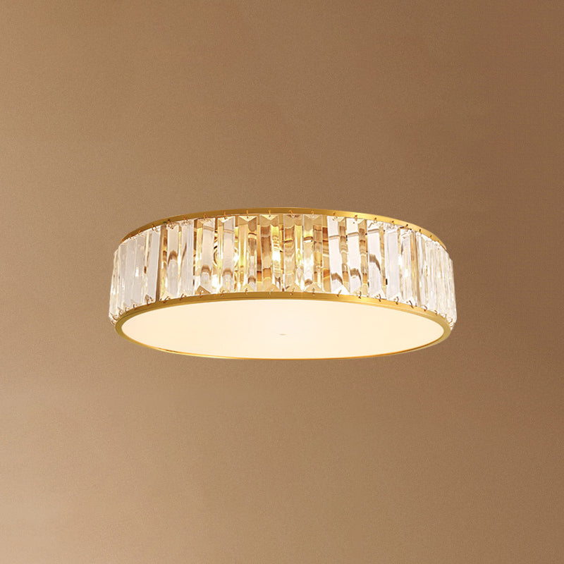 Plafonnier circulaire doré en cuivre de style luxe colonial avec abat-jour en cristal