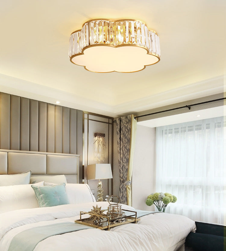 Plafonnier d'intérieur en cuivre à montage encastré pétaloïde de luxe colonial avec abat-jour en cristal