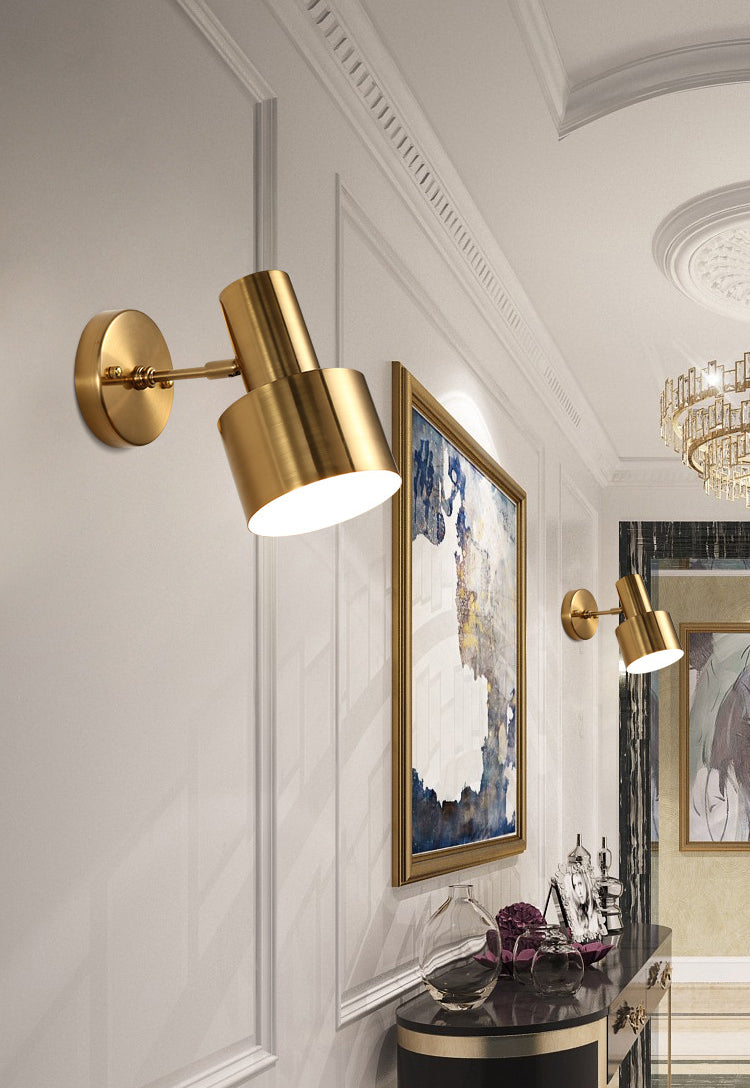 Lampada a parete singola cilindroide dorata nella moderna luce da parete di ferro elettroplate in stile creativo per camera da letto