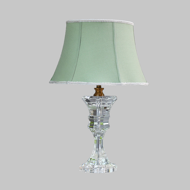 Lampe de table à 1 lumière en tissu traditionnel avec cloche verte pour chambre à coucher avec base en cristal prismatique