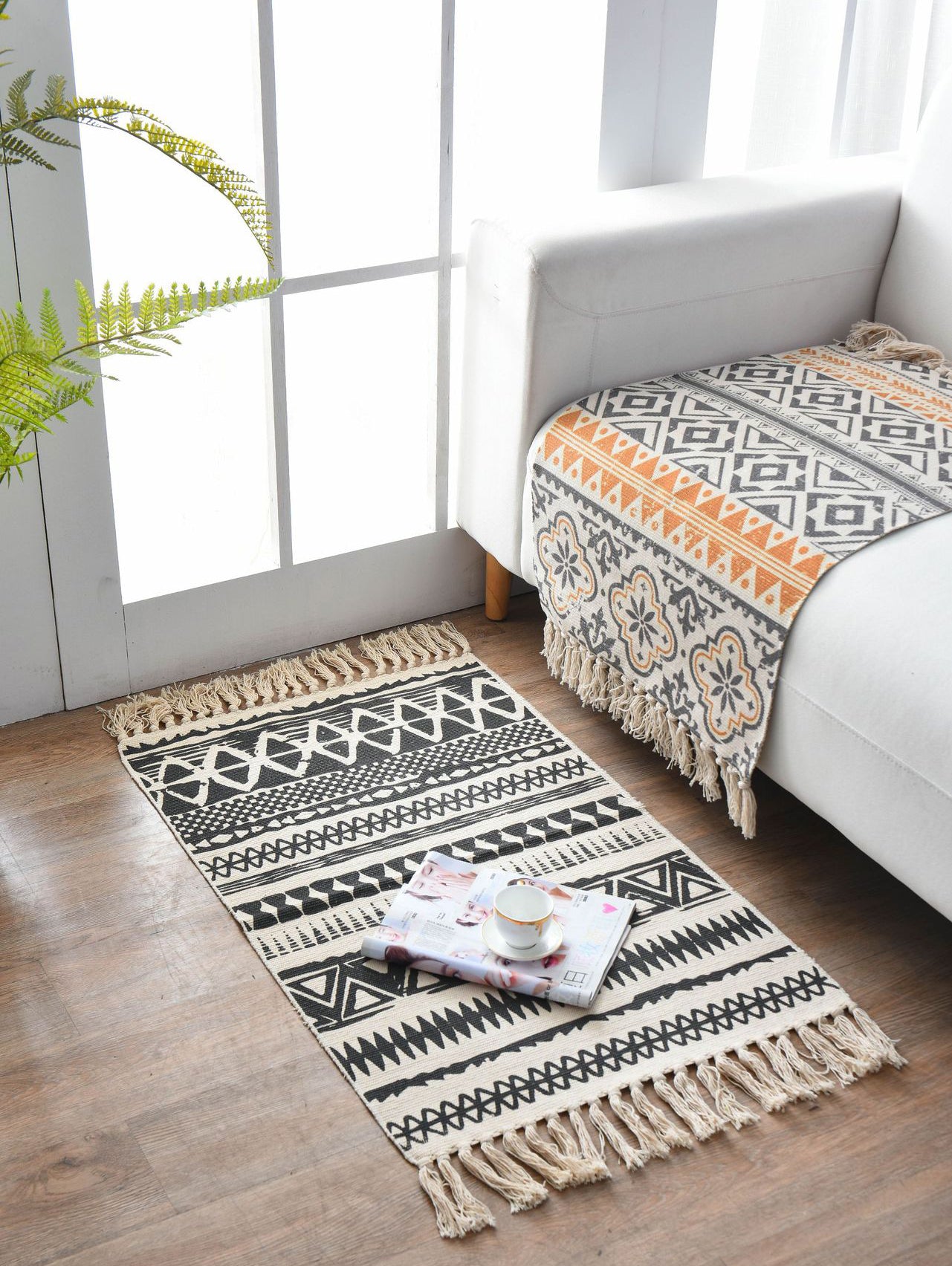 Bohemian Cotton Blend Area Carpet Retro Indoor Rug Living Room Carpet with Fringe