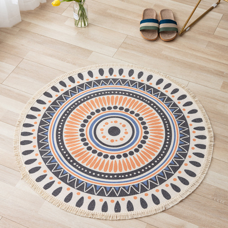 Traditional Flower Print Carpet Polyester Indoor Rug Washable Fringe Area Carpet for Living Room