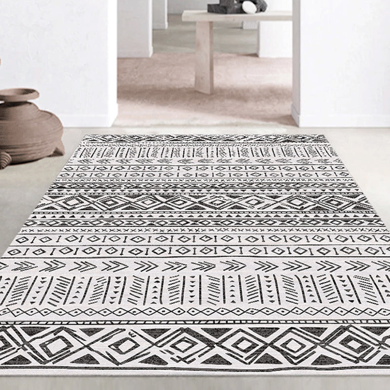 Victorian Area Rug National Pattern Carpet Polyester Washable Stain Resistant Rug for Home Decor