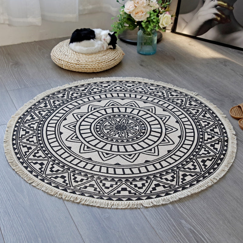 Bohemian Round Carpet Americana Pattern Indoor Rug Cotton Blend Fringe Area Rug for Home Decor