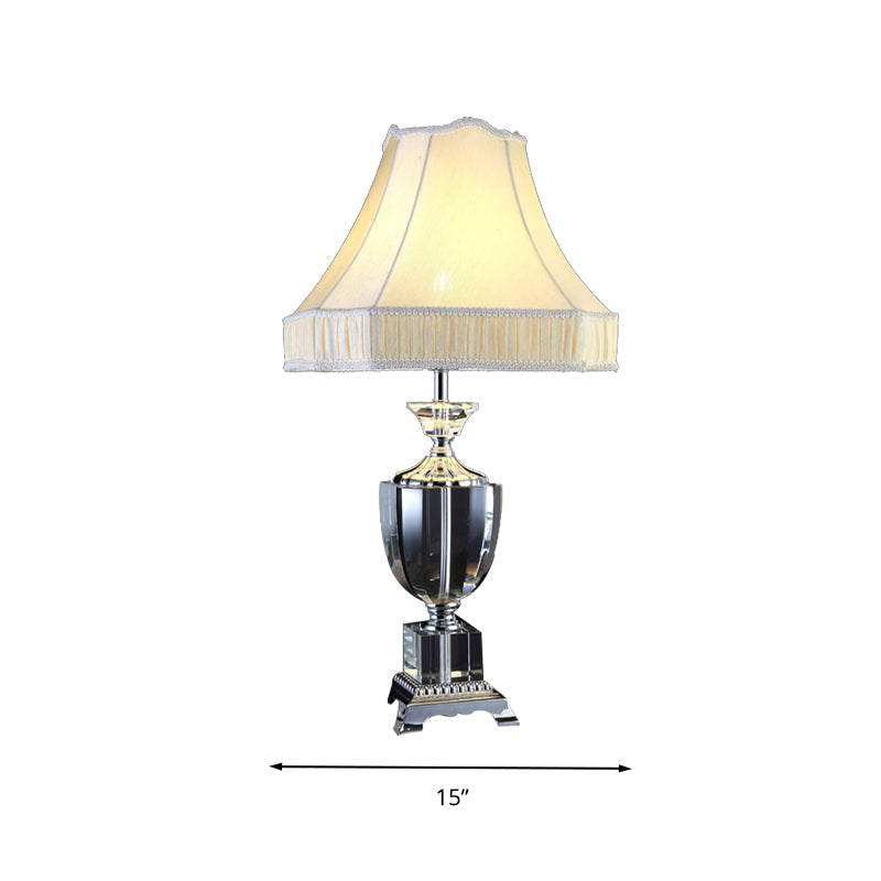 Lodge Lampe de nuit conique en cristal à tête unique en tissu blanc avec bordure tressée