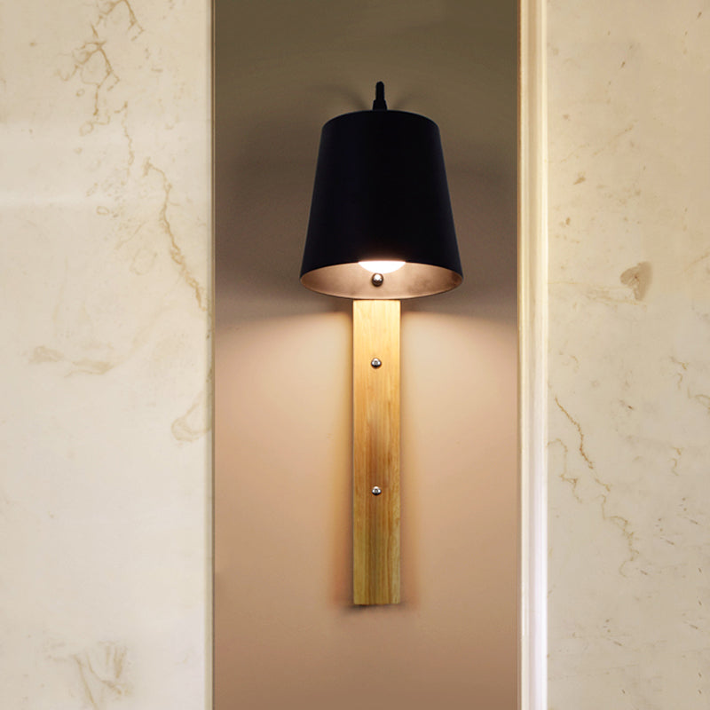 Wall Lamp met metalen belmuur Modern 1 kop zwart/wit sconce verlichtingsbeveiliging met rechthoekige houten achterplaat