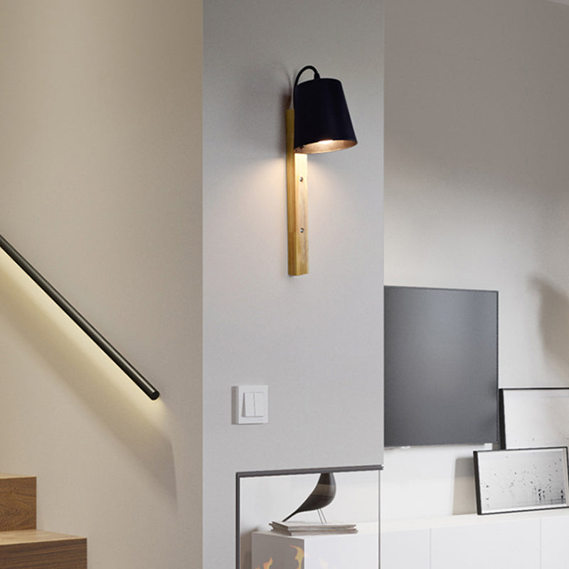Wall Lamp met metalen belmuur Modern 1 kop zwart/wit sconce verlichtingsbeveiliging met rechthoekige houten achterplaat