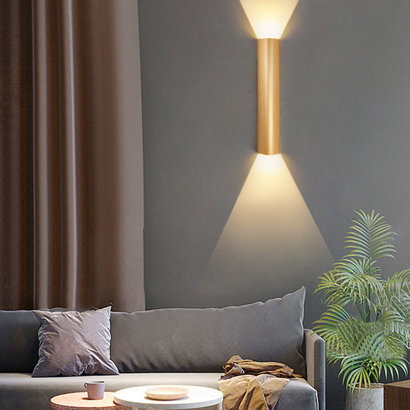 Luz de pared de triángulo de metal lámpara de pared de estilo LED simple iluminación de apliques de pared para sala de estar