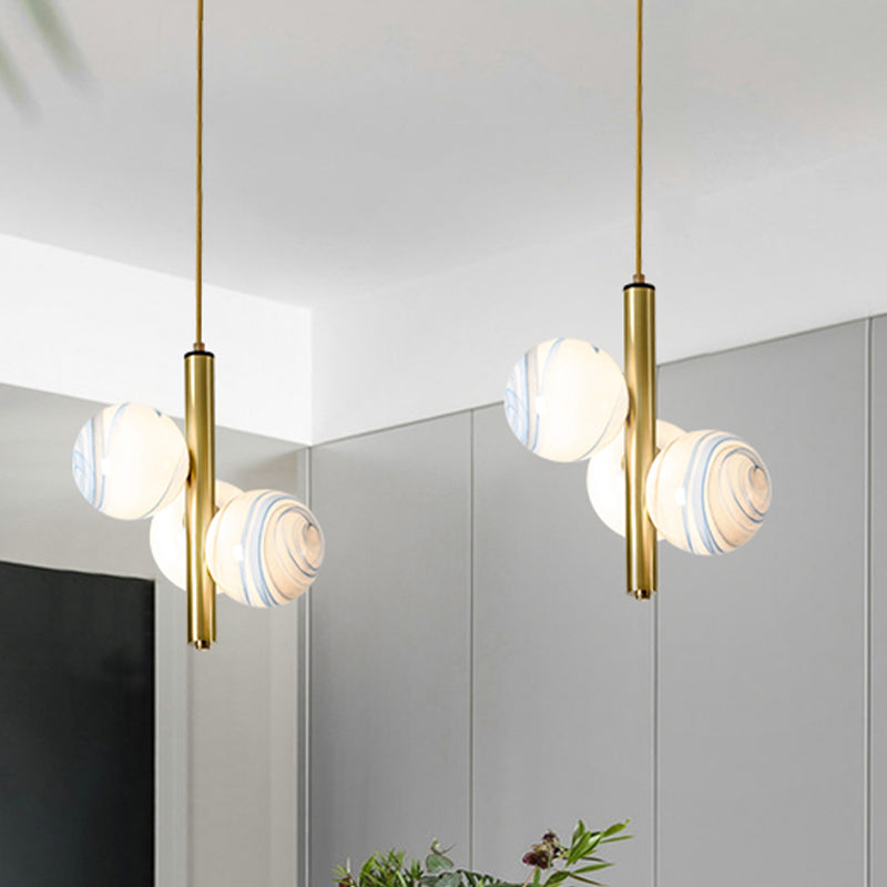 Minimalisme 3 têtes lustre luminaire en laiton global pendentif à LED avec une teinte en verre givré