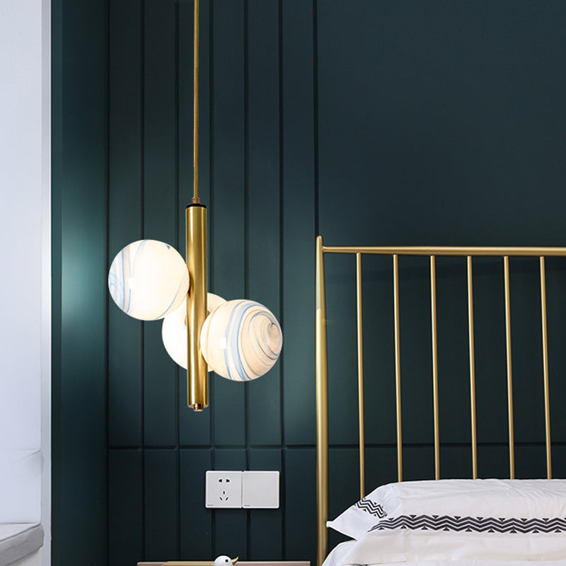 Minimalisme 3 têtes lustre luminaire en laiton global pendentif à LED avec une teinte en verre givré