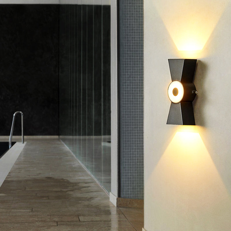 Metal Tapered Wall Sconce Lighting Minimalist LED Black Wall Light Fixture in Warm/White Light