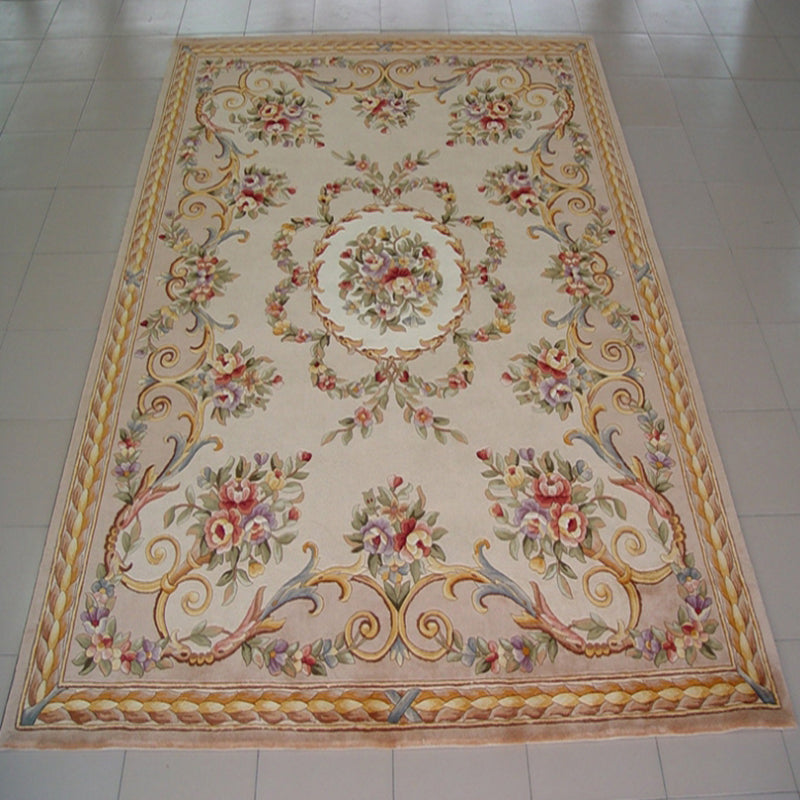 Beige Modern Area Carpet Polyester Tribal Pattern Rug Non-Slip Area Rug for Home Decor