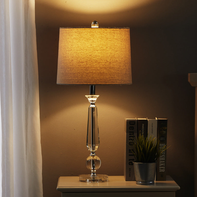 1 Lámpara de mesa de tambor Lámpara tradicionalismo White/Brown/Beige Luz de mesita de noche para dormitorio con base de cristal