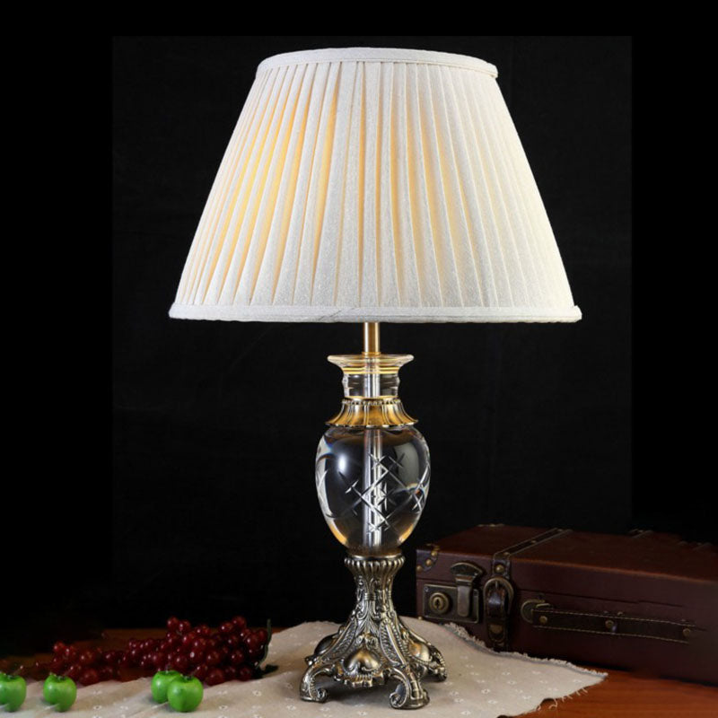 Clear Crystal Pleated Shade Night Table Light Lodge 1 Light Bedroom Nightstand Lamp in Beige