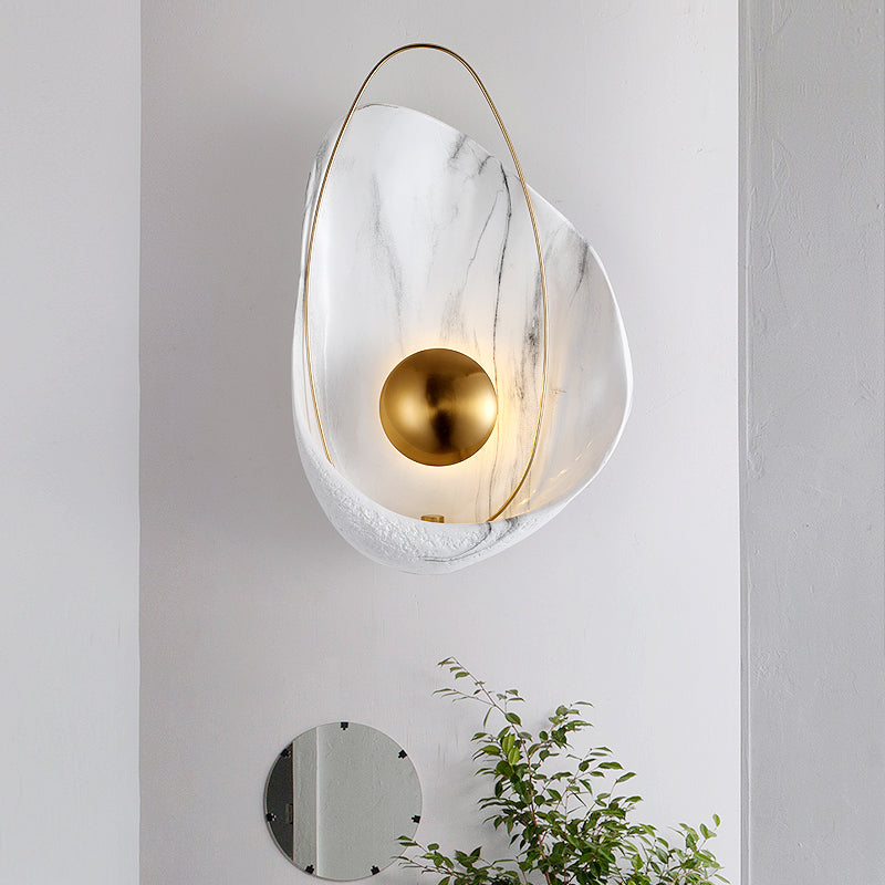 Appliques de lumière murale géométrique contemporaine lampe à support mural en résine pour le salon