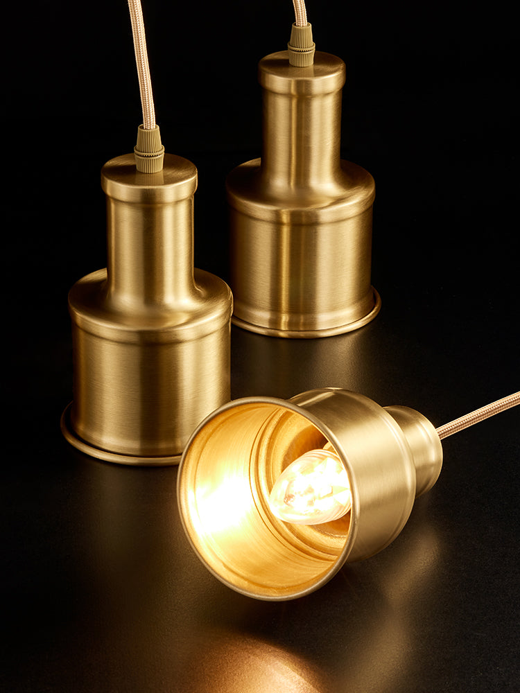 Metal Cylindrical Down Lighting Pendant Nordic Style Pendant Light Fixture in Gold