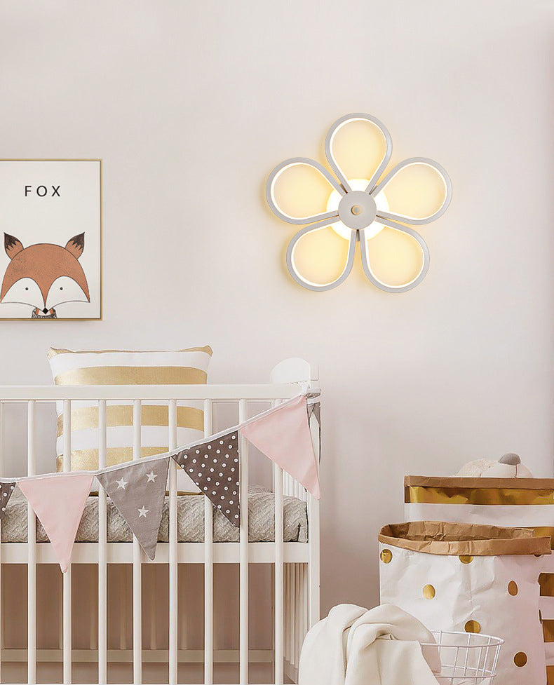 White Linear LED Wall Light in Modern Concise Style Aluminium Wall Lamp with Silicone Shade