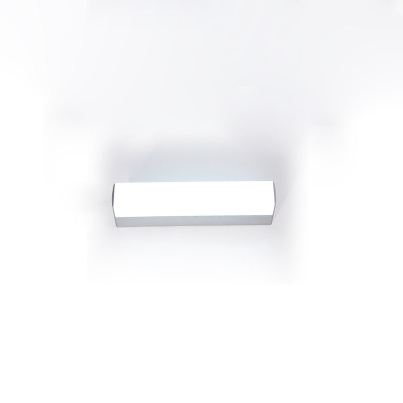 Éclair de mur de nuance linéaire Métal de style moderne 1 lampe d'applications légères en argent