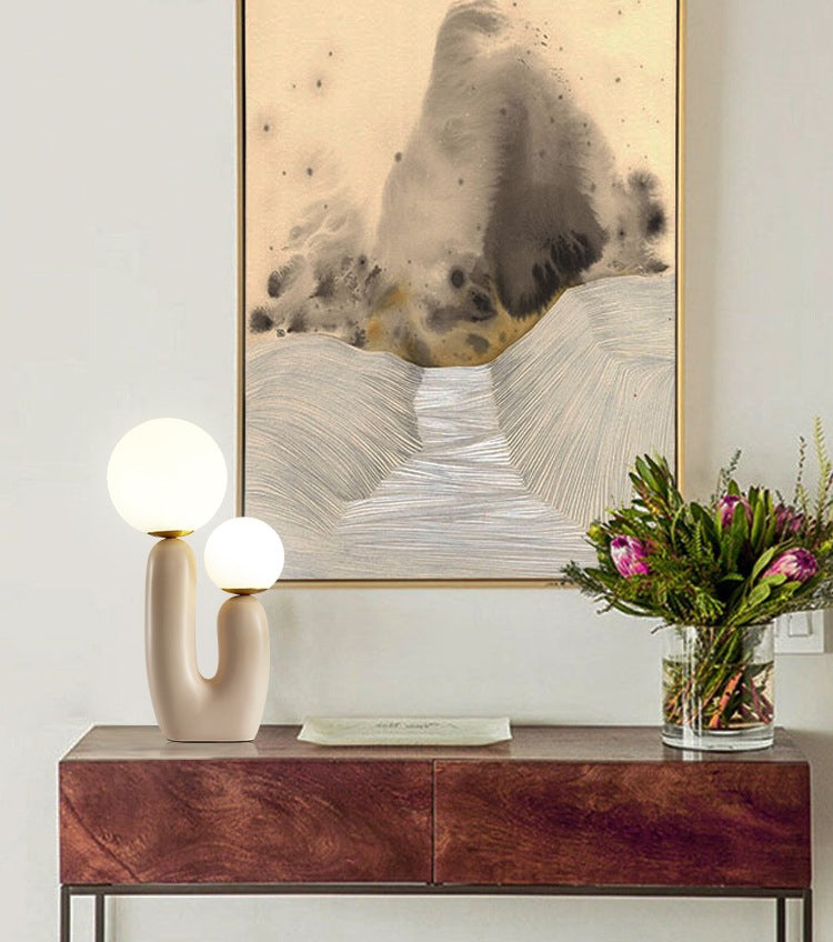 Lampe de table rose en verre dans le globe de résine de style créatif moderne Light Table Light