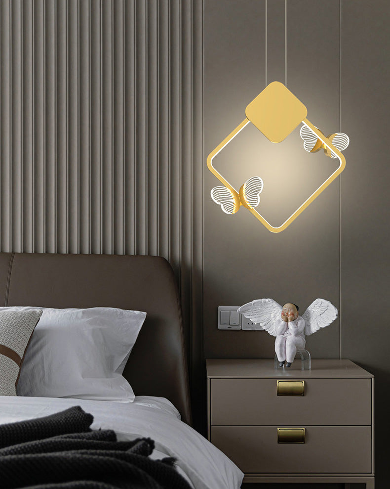 Pendance à cadre métallique en une lumière moderne
Éclairage pendentif pour la chambre
