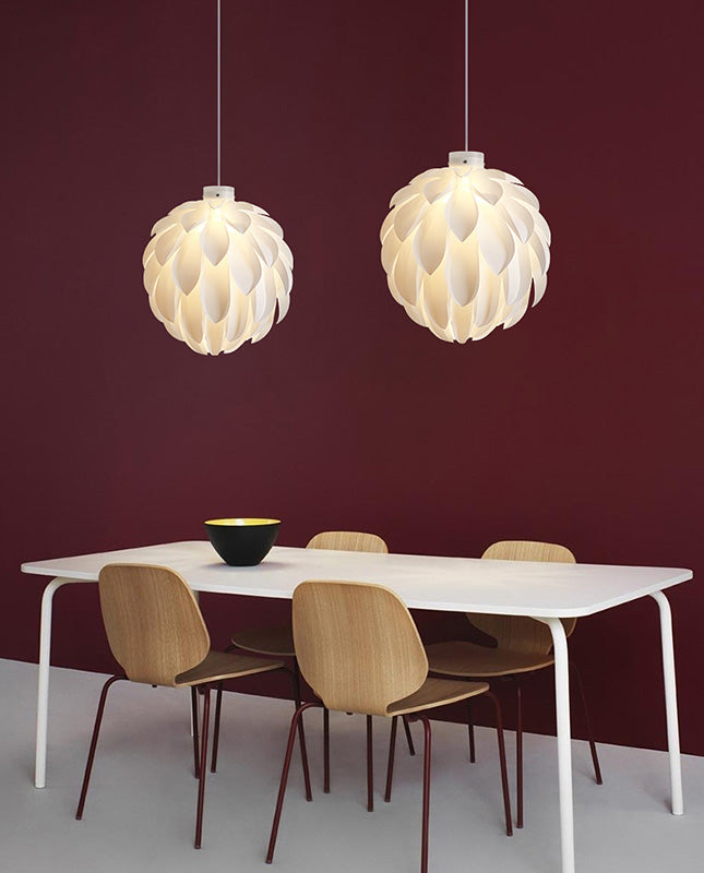 Acrylic Global Pendant Lighting Fixture Modern Style White Hanging Ceiling Light
