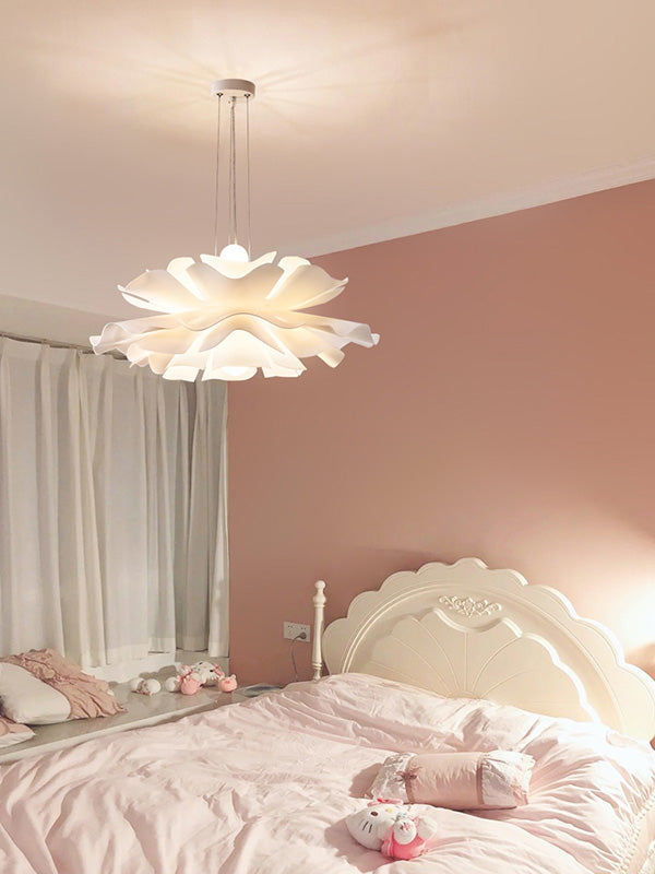 Simple Flower Pendant Light Fixture Acrylic Bedroom Pendant Ceiling Light in White