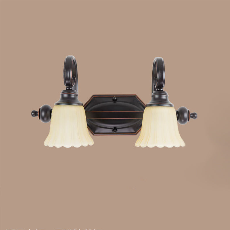 Simplicité traditionnelle Bell Vanity Sconce Lights Ribbed Glass Wall Mount luminaire