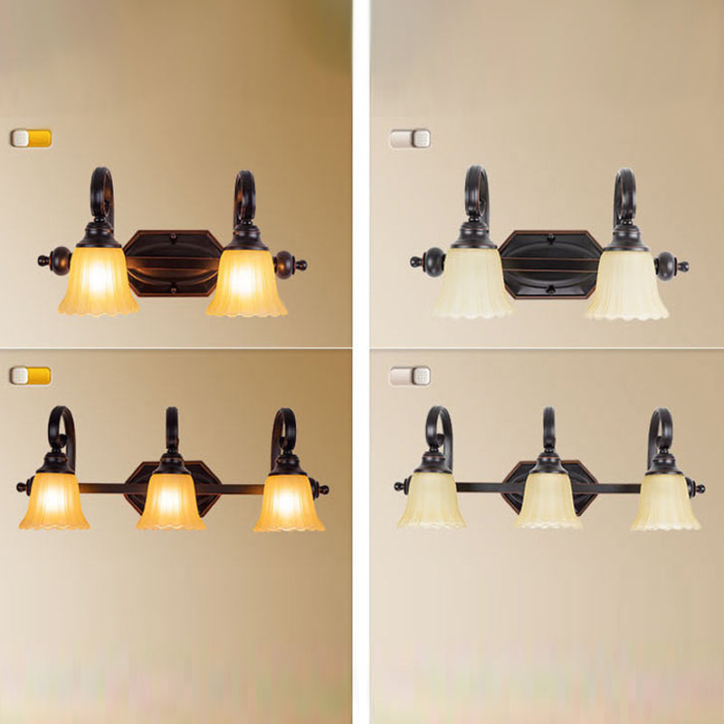 Simplicité traditionnelle Bell Vanity Sconce Lights Ribbed Glass Wall Mount luminaire