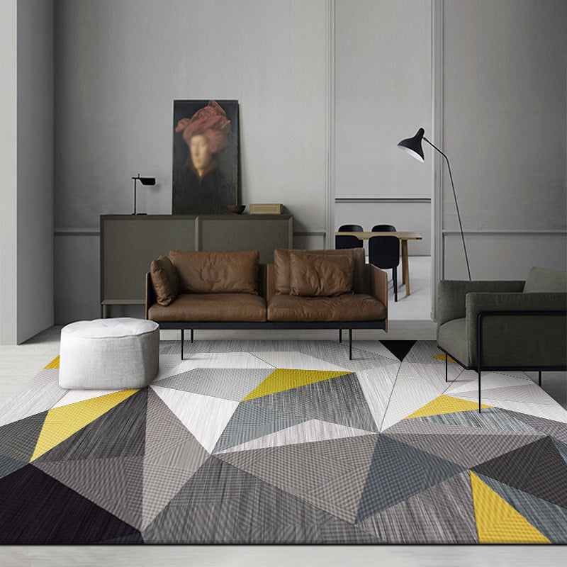 Classic Geometric Indoor Rug Modern Indoor Rug Stain Resistant Polyester Carpet for Living Room