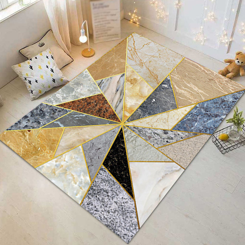 Modern Graphic Pattern Rug Polyester Carpet Pet Friendly Indoor Carpet for Home Decoration