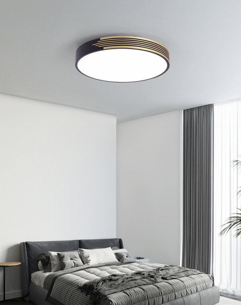 1-Light Black Flush Ceiling Light Fixtures Modern Style Aluminum Round Flush Mount Lamp