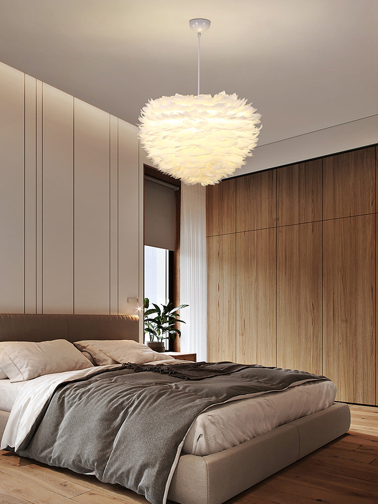 Romantic Heart Shaped Hanging Light, Feather Shade Single-Bulb Pendant Lighting in White for Bedroom