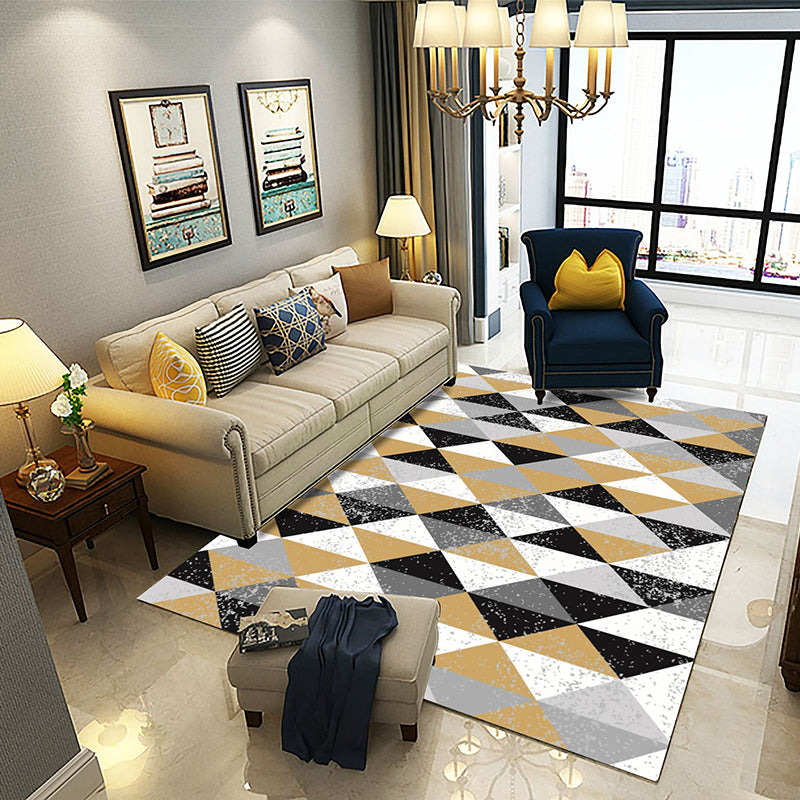 Modern Triangle Pattern Carpet Polyester Area Rug Pet Friendly Indoor Carpet for Home Decoration
