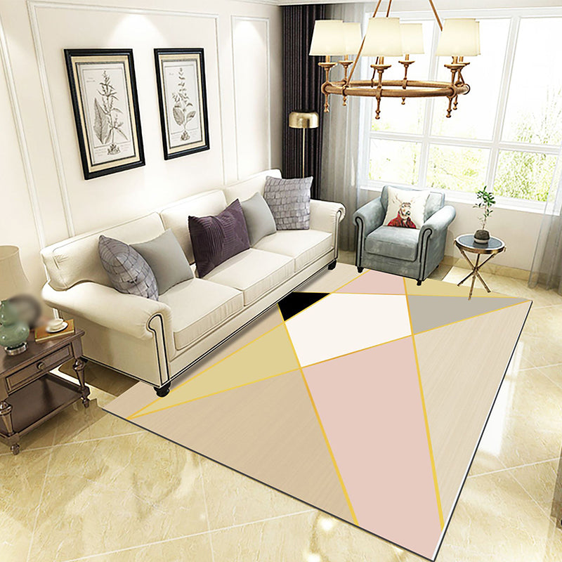 Modern Triangle Pattern Carpet Polyester Area Rug Pet Friendly Indoor Carpet for Home Decoration