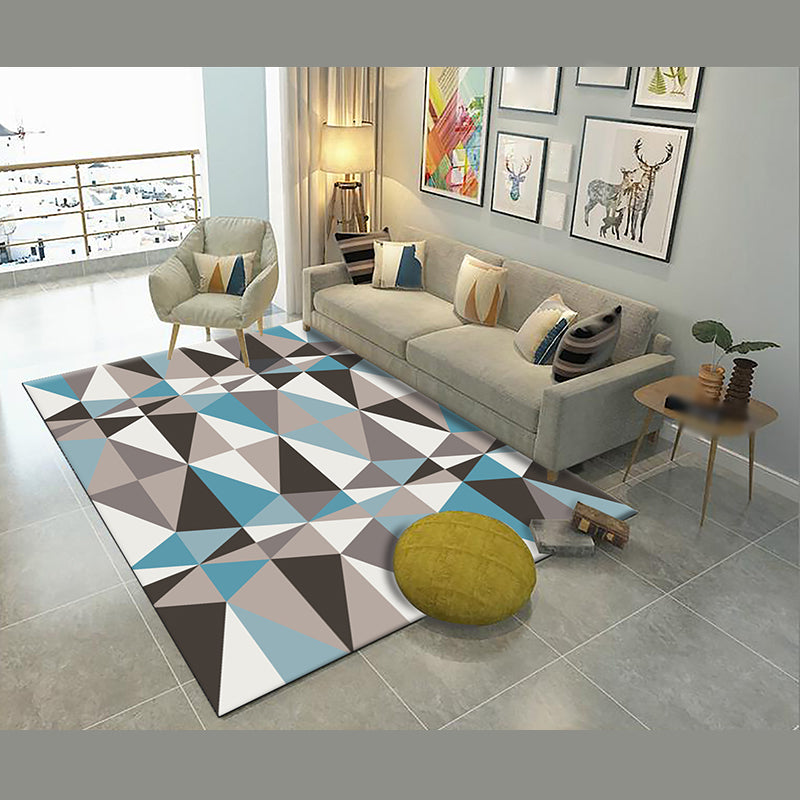 Modern Triangle Pattern Carpet Polyester Area Rug Pet Friendly Indoor Carpet for Home Decoration