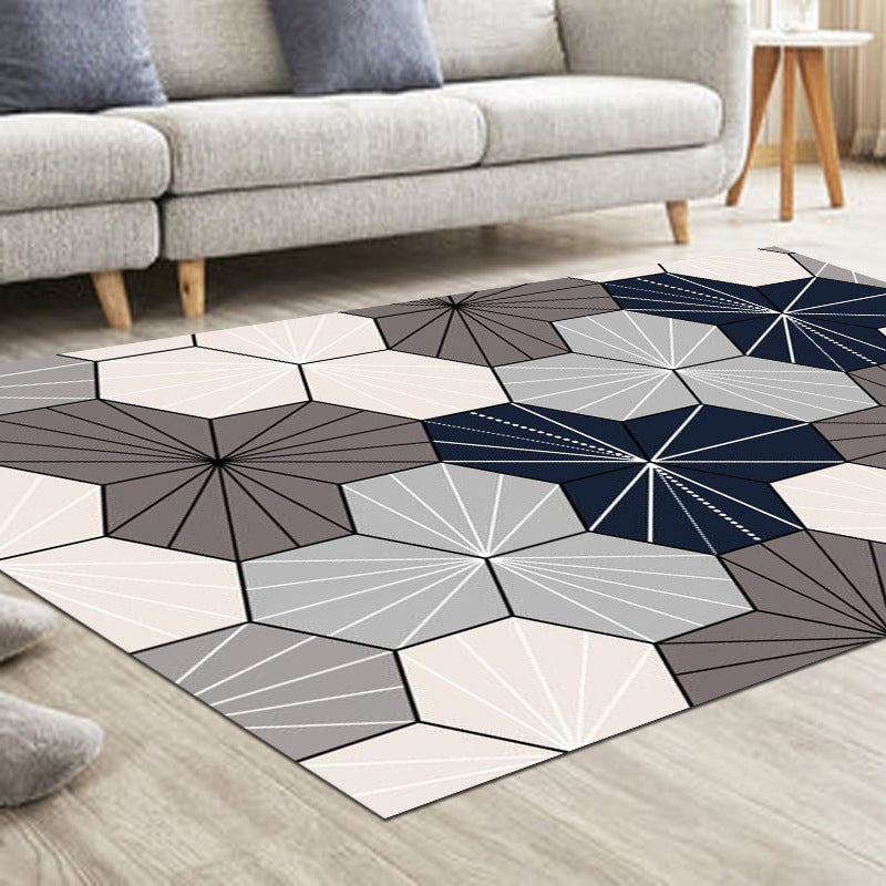 White Geometric Print Area Carpet White Polyester Area Rug Non-Slip Backing Rug for Home Decor
