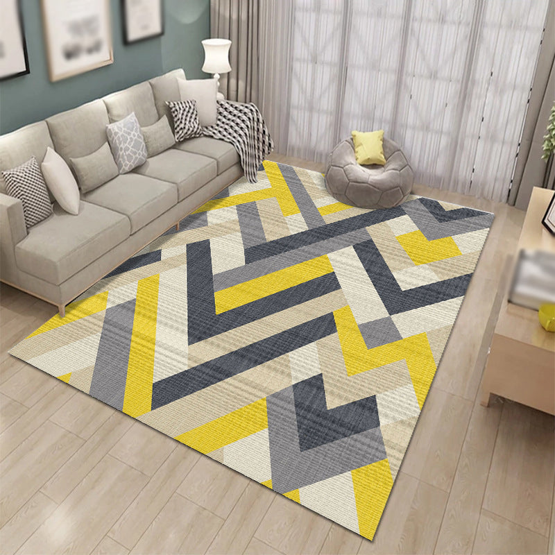 Contemporary Triangle Pattern Carpet Polyester Area Rug Pet Friendly Indoor Carpet for Living Room