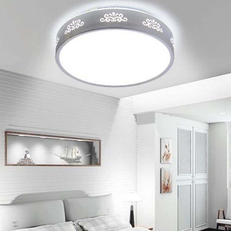 Simple Style Led Flush Mount Lighting Silver Light Metal Round Surface-Mounted Led Ceiling Light