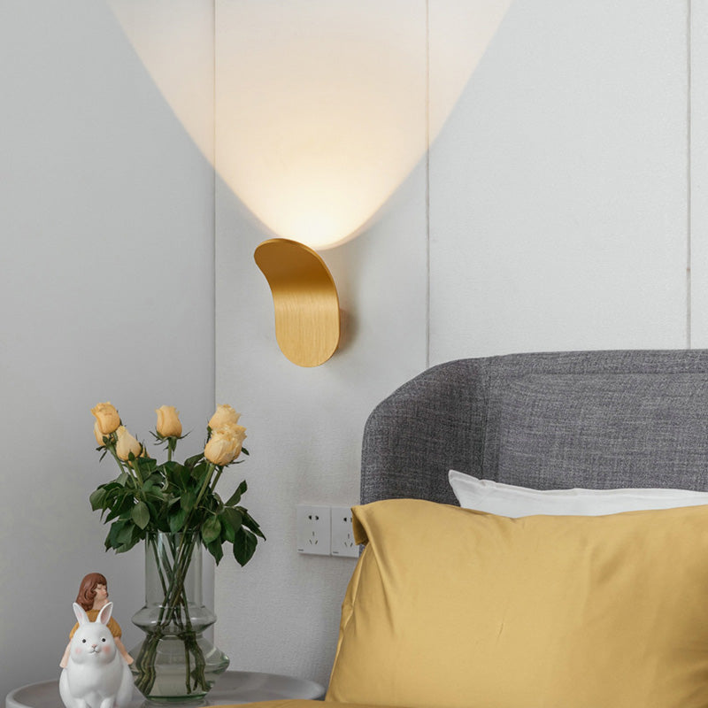 Bend Wall Mounted Lamp Postmodern Simplicity Aluminum Wall Mount Lamp for Living Room