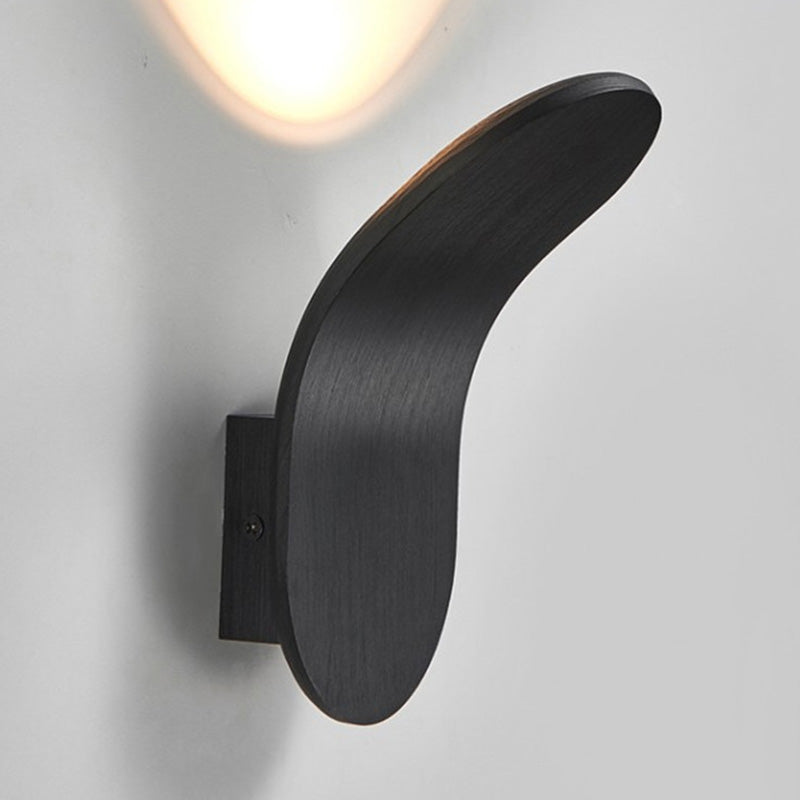 Bend Wall Mounted Lamp Postmodern Simplicity Aluminum Wall Mount Lamp for Living Room