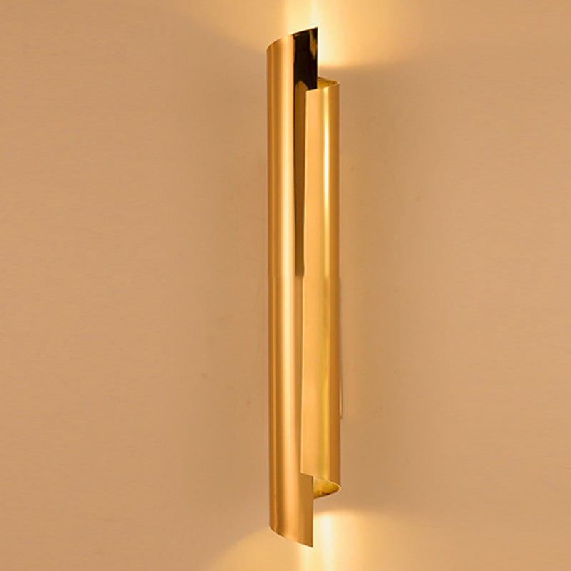 Lámpara de pared curva de pared Simplicidad posmoderna Lámpara de montaje de pared de acero inoxidable para sala de estar