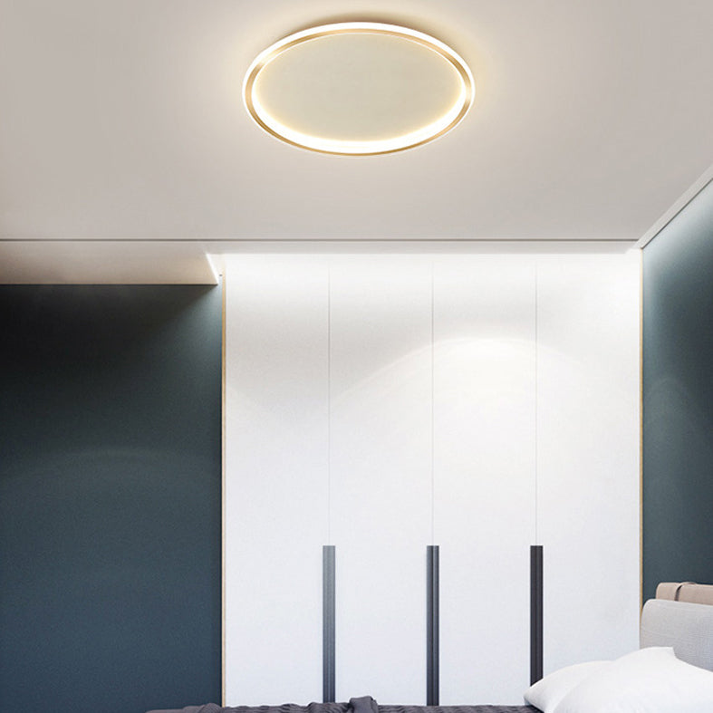 Goldfarbene LED-Deckenleuchte mit Schleifen, einfache, prägnante Acryl-Unterputzbeleuchtung für die Veranda im Flur