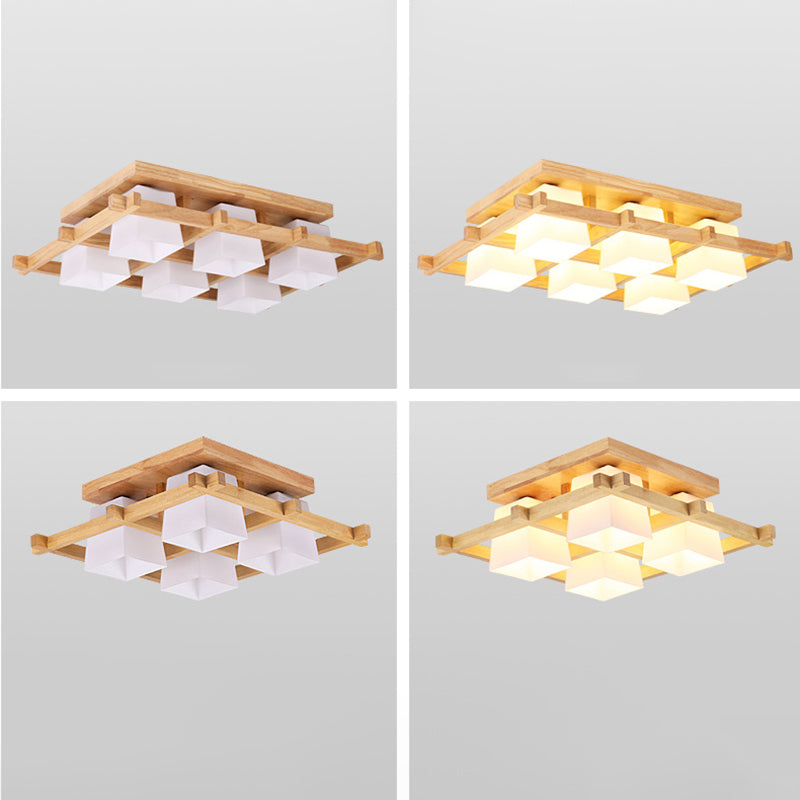 Geometrische Deckenleuchte in Holzfarbe im modernen, prägnanten Stil für den Innenbereich aus Holz mit Glasschirm