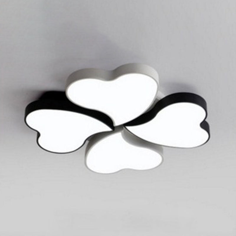 Moderne minimalistische LED Deckenleuchte Schmiedeeisen Herz-Shaped Flush Mount mit Acryl-Farbton