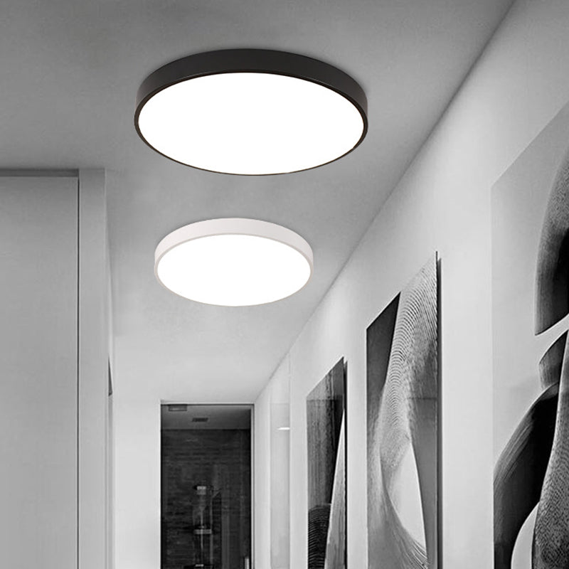 Luces de techo de montaje en superficie LED de metal cilíndrico Luz de montaje empotrado de estilo moderno de 1 luz