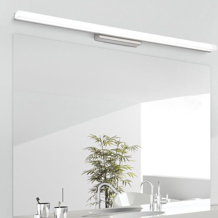 Metal Linear Shade Mirror Wall Lights Modern 1 Head Wall Mount Fixture in Silver