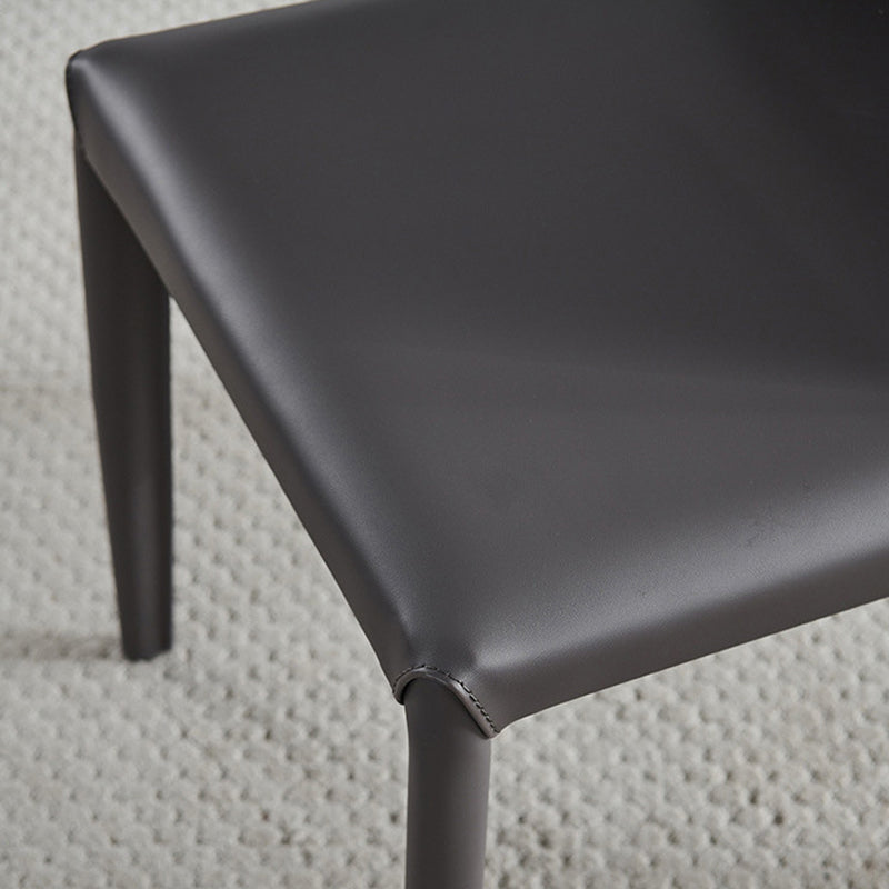 Chaises latérales de salle à manger en métal de style scandinave