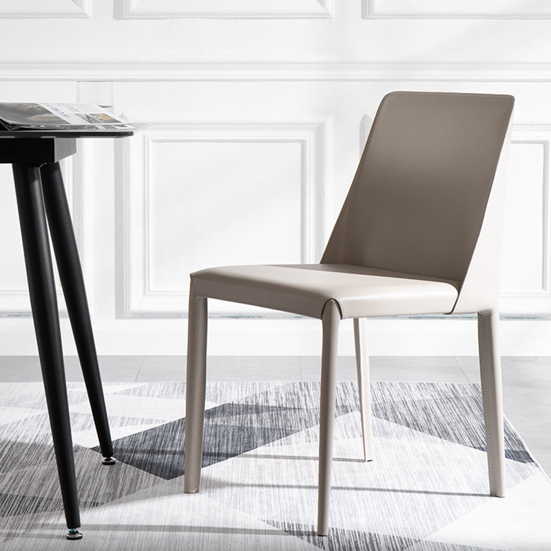 Chaises de salle à manger en métal de style scandinave chaise sans bras solide pour la maison