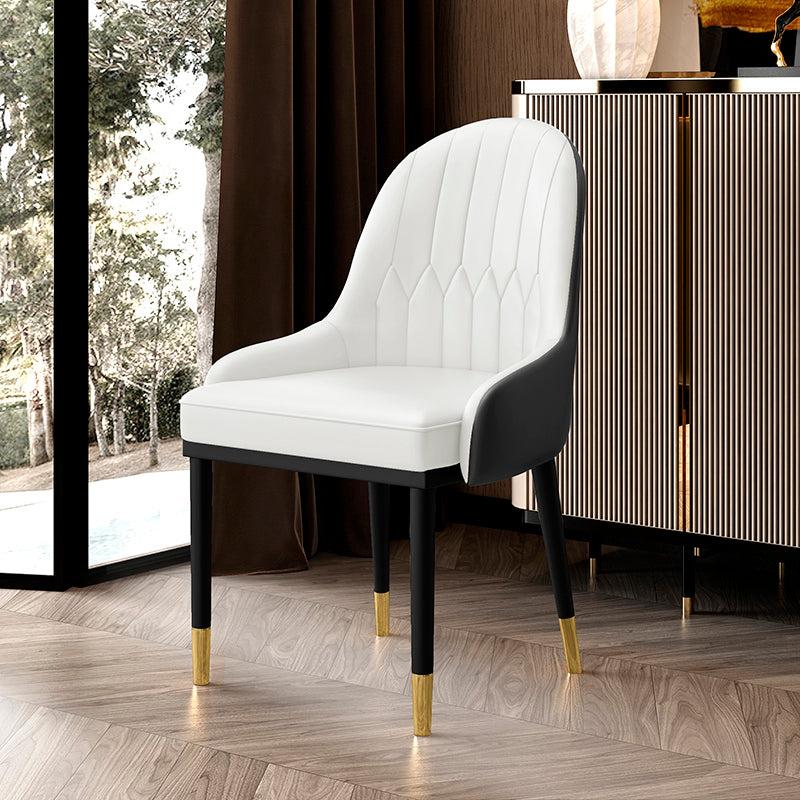 Chaise latérale de cuisine en cuir, chaise Parsons de salle à manger de 19 pouces de large pour restaurant