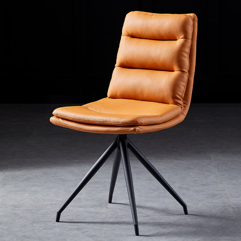 Sillas modernas de cuero de imitación con 4 patas de comedor de patas de metal de acabado negro para el hogar